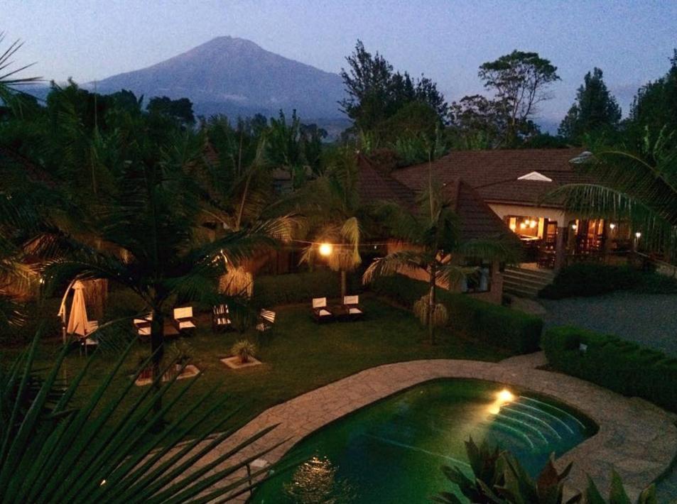 Ahadi Lodge Arusha Dış mekan fotoğraf